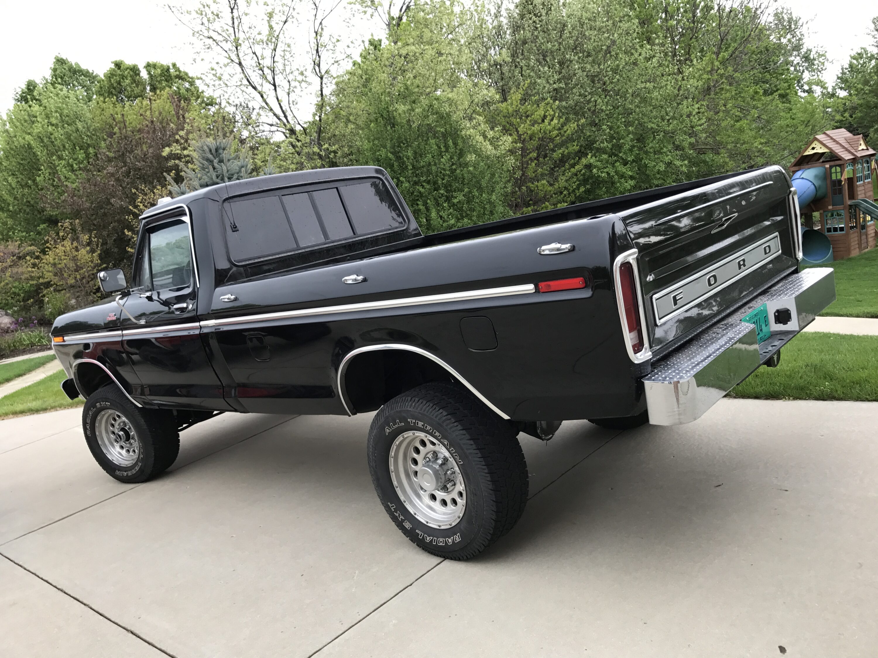 ... Budget, Manual, Modified - Cut Fender, Sold, Status, Style, Transmission and tagged 4 speed, 460, 4x4, black, f-250, long bed, power disc brakes, ...