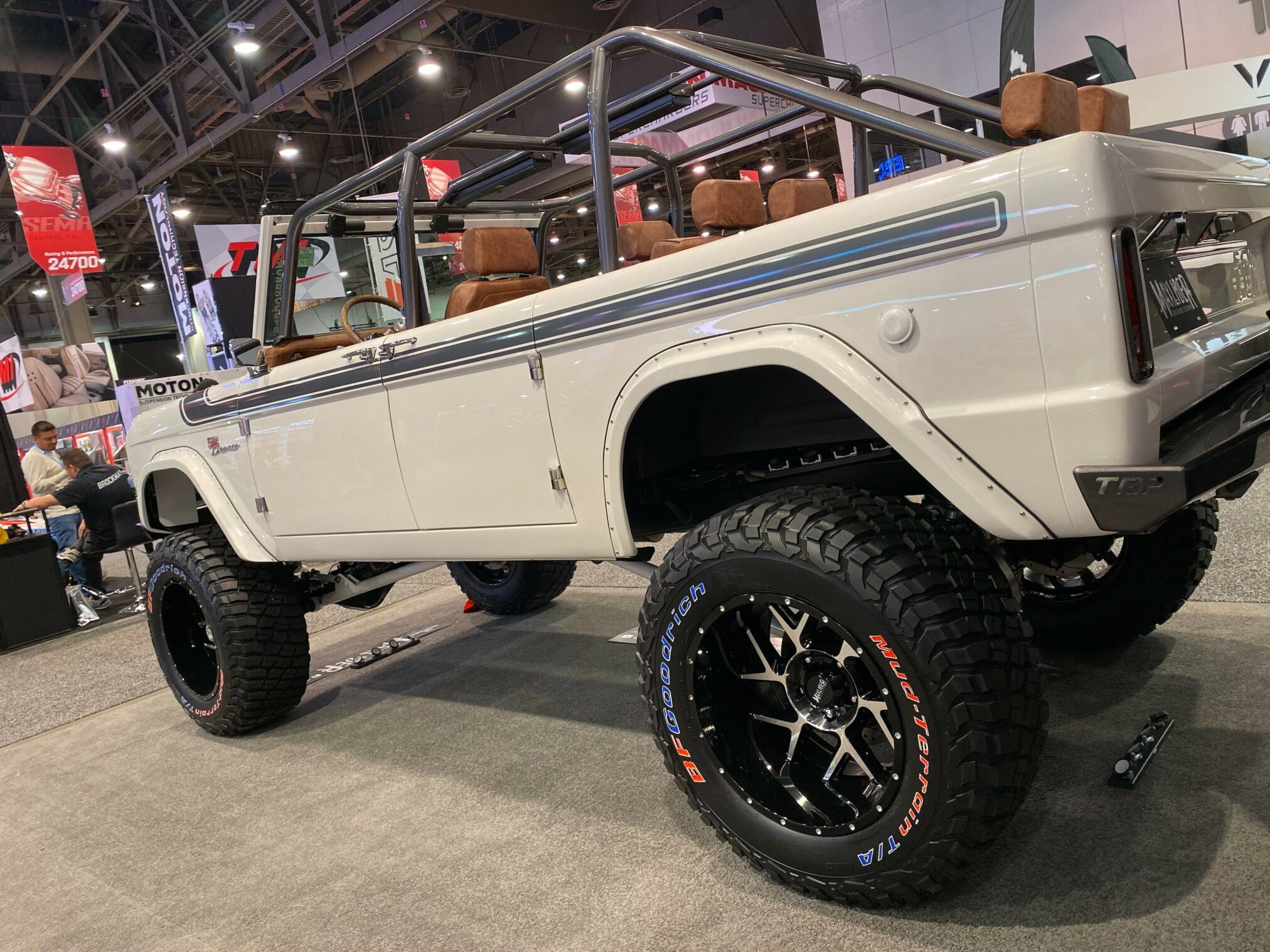 New Ford Bronco 2021 White 4 Door